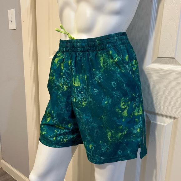 Men’s Athletic Shorts - DSG
Size: Medium, 5-6” inseam. - Picture 2 of 7